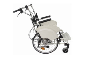 Коляска со специальными боковыми панелями