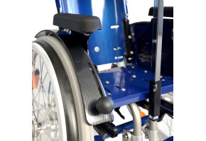 С регулируемыми подлокотниками