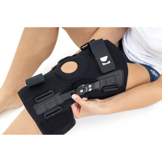 Задний открытый ортез коленного сустава с регулировкой диапазона подвижности с шагом 15° из материала ProSIX™ Reh4Mat Okd-06