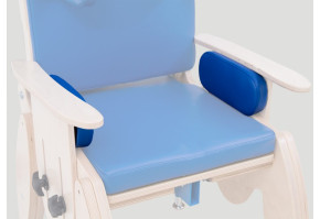 Подушки, сужающие сиденье на 6 см.	