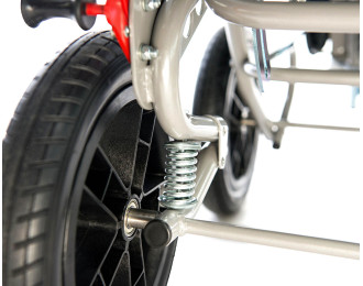 Задние колеса с амортизаторами обеспечивают комфорт