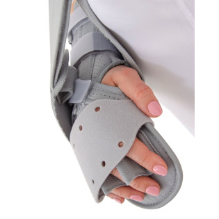 Длинный открытый ортез кисти и предплечья с фиксацией большого пальца и сепарацией пальцев Reh4Mat Largo 1 Am-osn-l-01