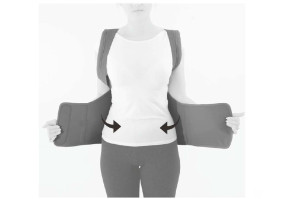 2)	Закрепите переднюю часть ортеза на липучки.